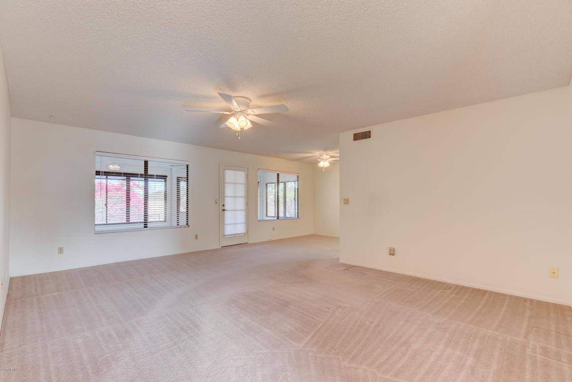 526 S 76th Pl, Mesa, AZ 85208 photo 6
