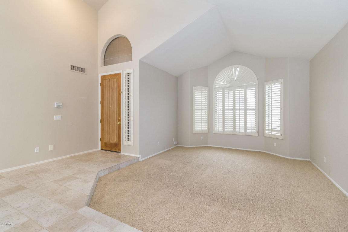521 E Brookwood Ct, Phoenix, AZ 85048 photo 4