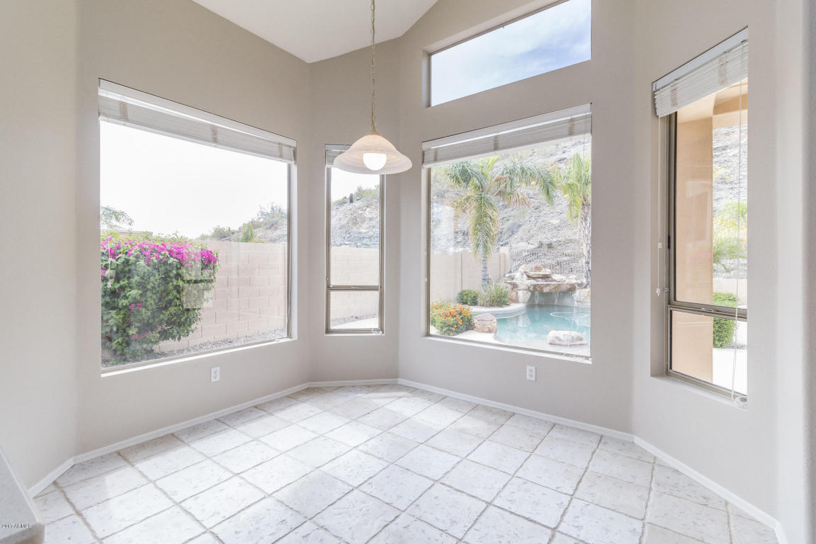 521 E Brookwood Ct, Phoenix, AZ 85048 photo 8
