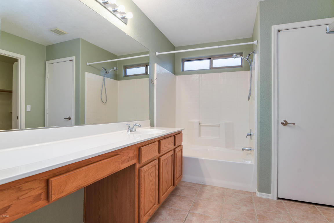 3852 E Longhorn Dr, Gilbert, AZ 85297 photo 8