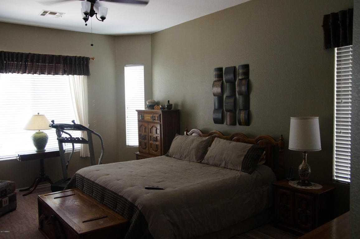 550 E Orchid Ln, Gilbert, AZ 85296 photo 15