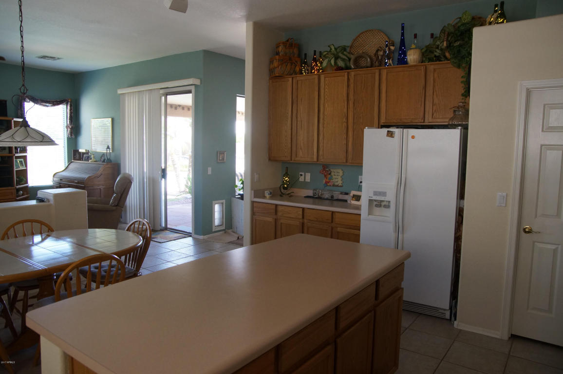 550 E Orchid Ln, Gilbert, AZ 85296 photo 9