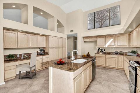 2557 E Cathedral Rock Dr, Phoenix, AZ 85048 photo 4