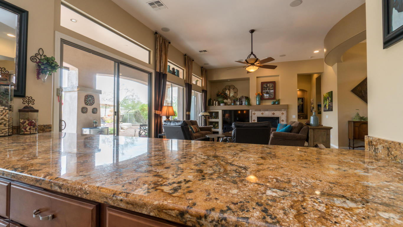 8928 E Nora Cir, Mesa, AZ 85207 photo 12
