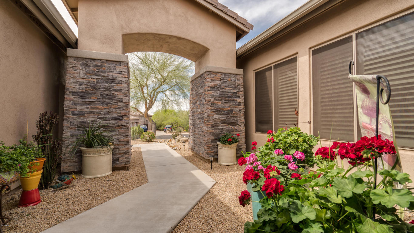8928 E Nora Cir, Mesa, AZ 85207 photo 5