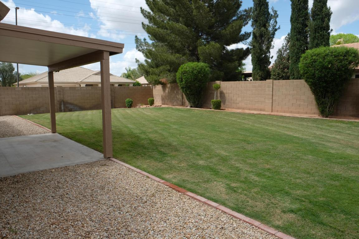 2032 E Willow Wick Rd, Gilbert, AZ 85296 photo 14