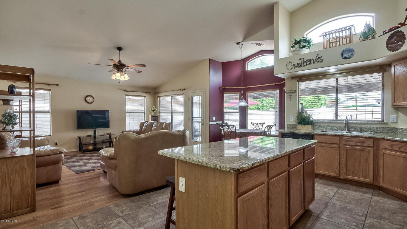 1128 E Betsy Ln, Gilbert, AZ 85296 photo 15