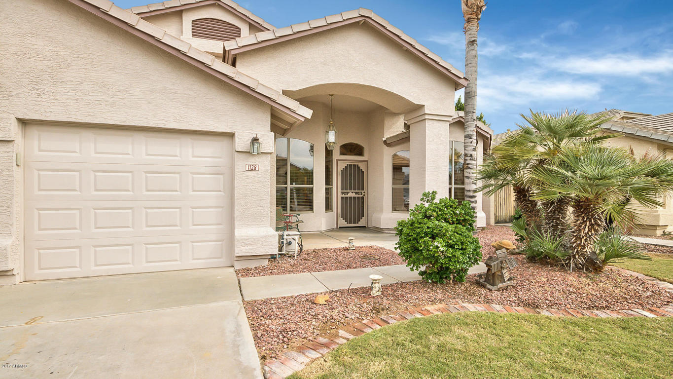 1128 E Betsy Ln, Gilbert, AZ 85296 photo 5