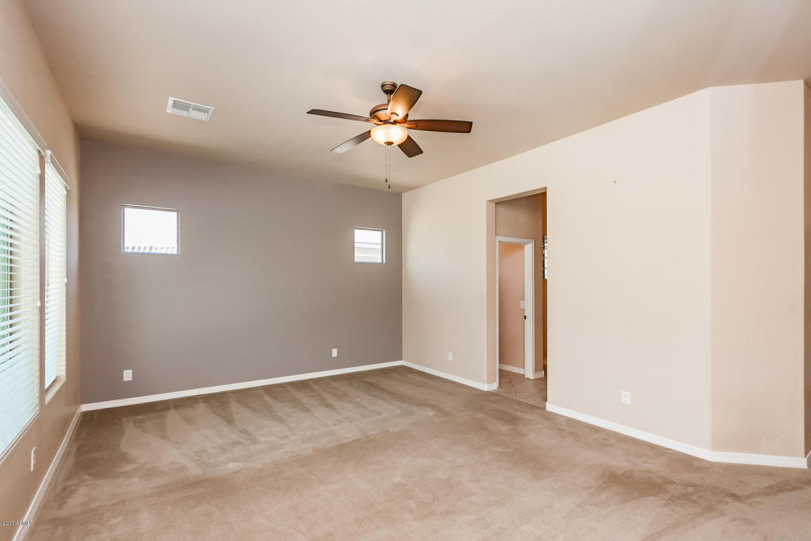 6594 S Legend Ct, Gilbert, AZ 85298 photo 14
