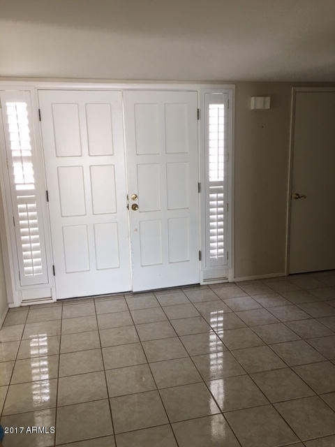 50 E Calavar Rd, Phoenix, AZ 85022 photo 2