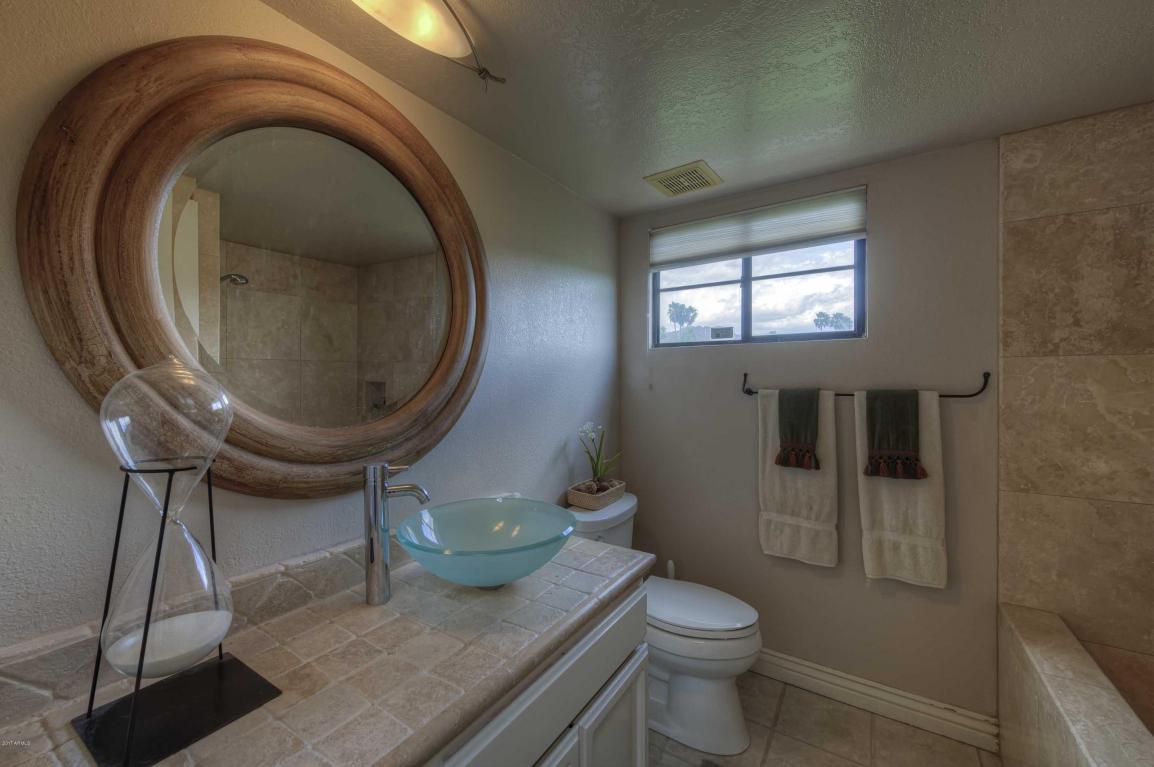 3061 E Rose Ln, Phoenix, AZ 85016 photo 10