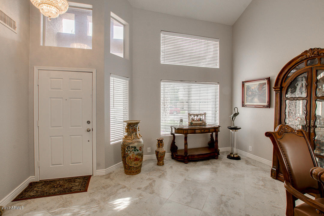 1012 E Washington Ave, Gilbert, AZ 85234 photo 4