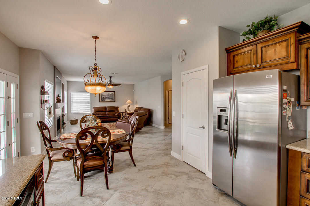 1012 E Washington Ave, Gilbert, AZ 85234 photo 11