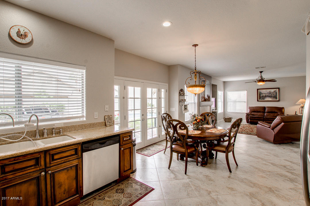1012 E Washington Ave, Gilbert, AZ 85234 photo 10