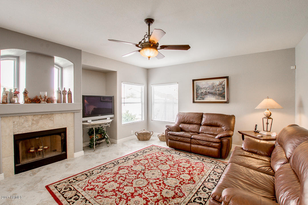 1012 E Washington Ave, Gilbert, AZ 85234 photo 17