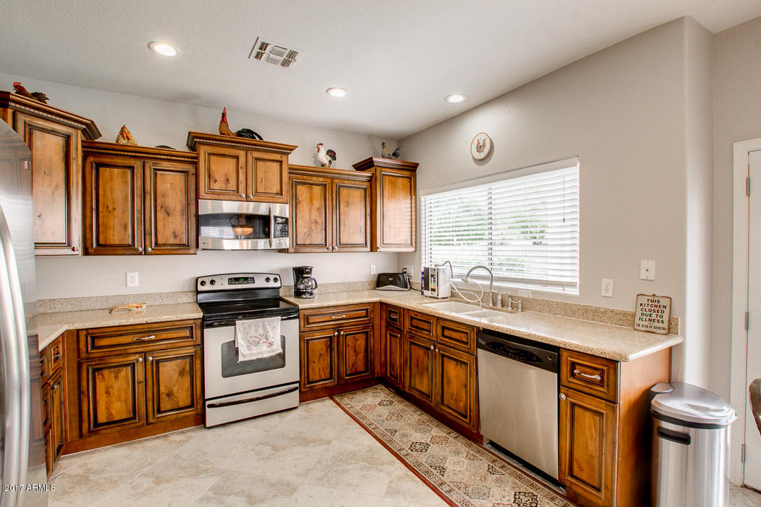 1012 E Washington Ave, Gilbert, AZ 85234 photo 9