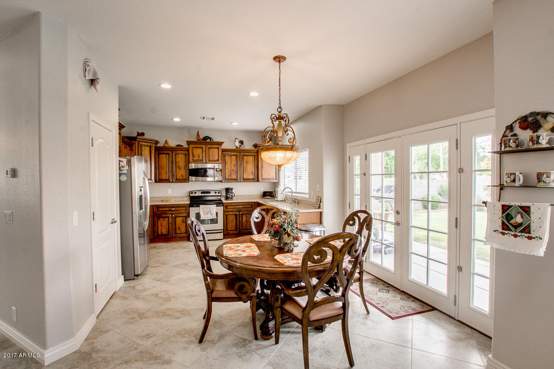 1012 E Washington Ave, Gilbert, AZ 85234 photo 13