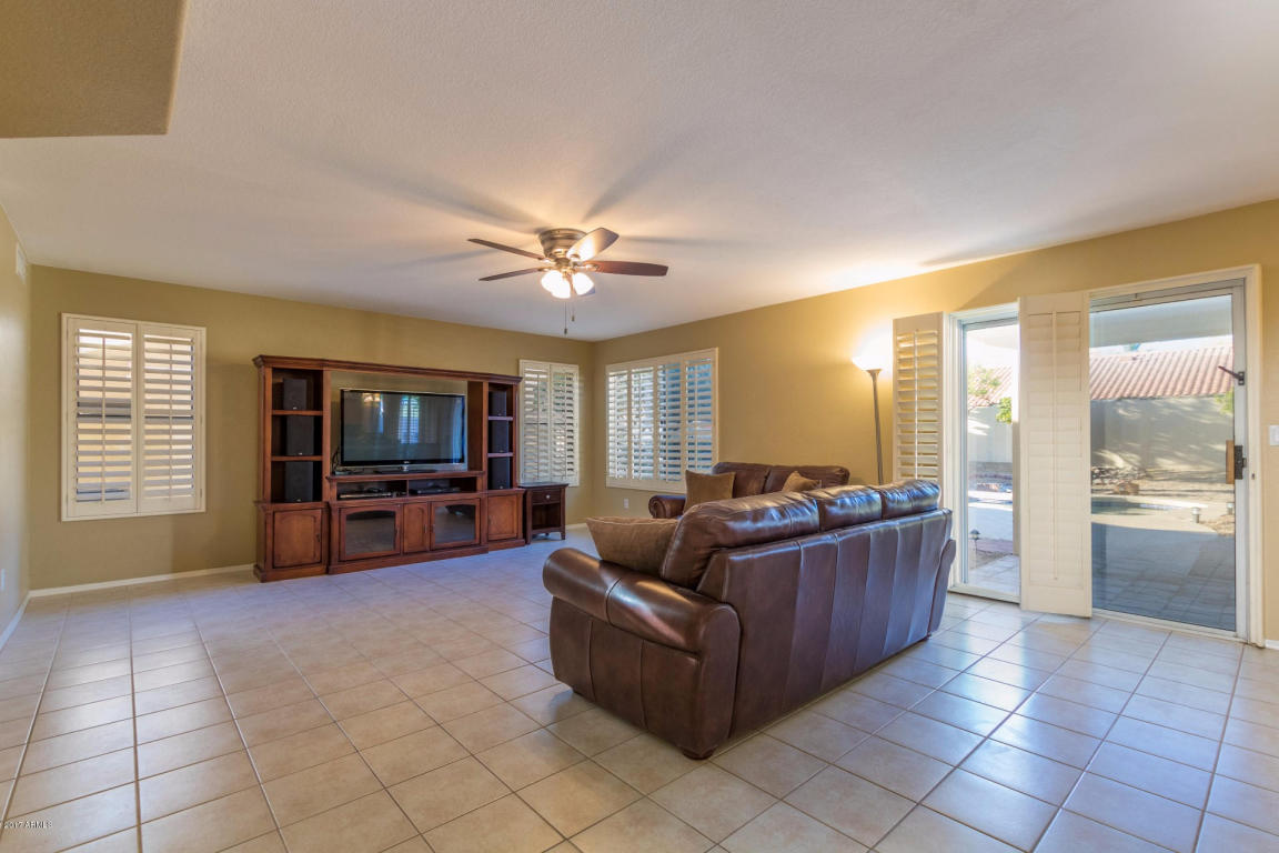 4746 E Villa Maria Dr, Phoenix, AZ 85032 photo 10