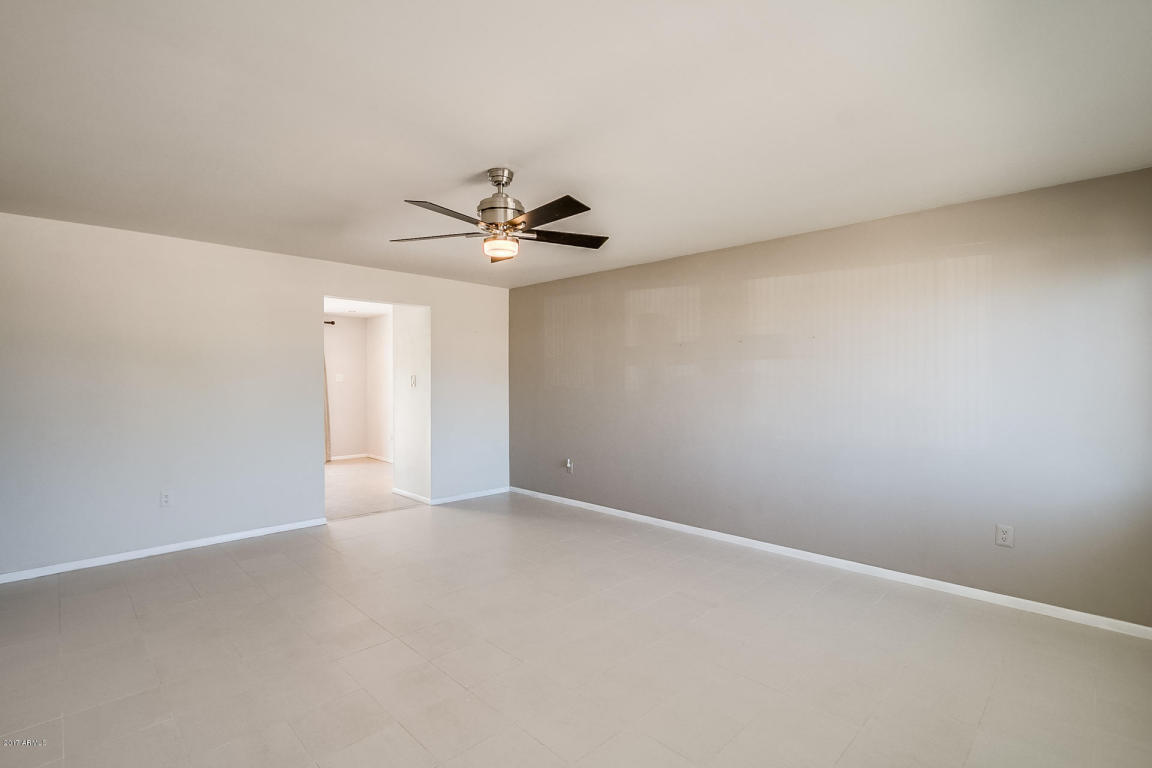 3521 E Voltaire Dr, Phoenix, AZ 85032 photo 5