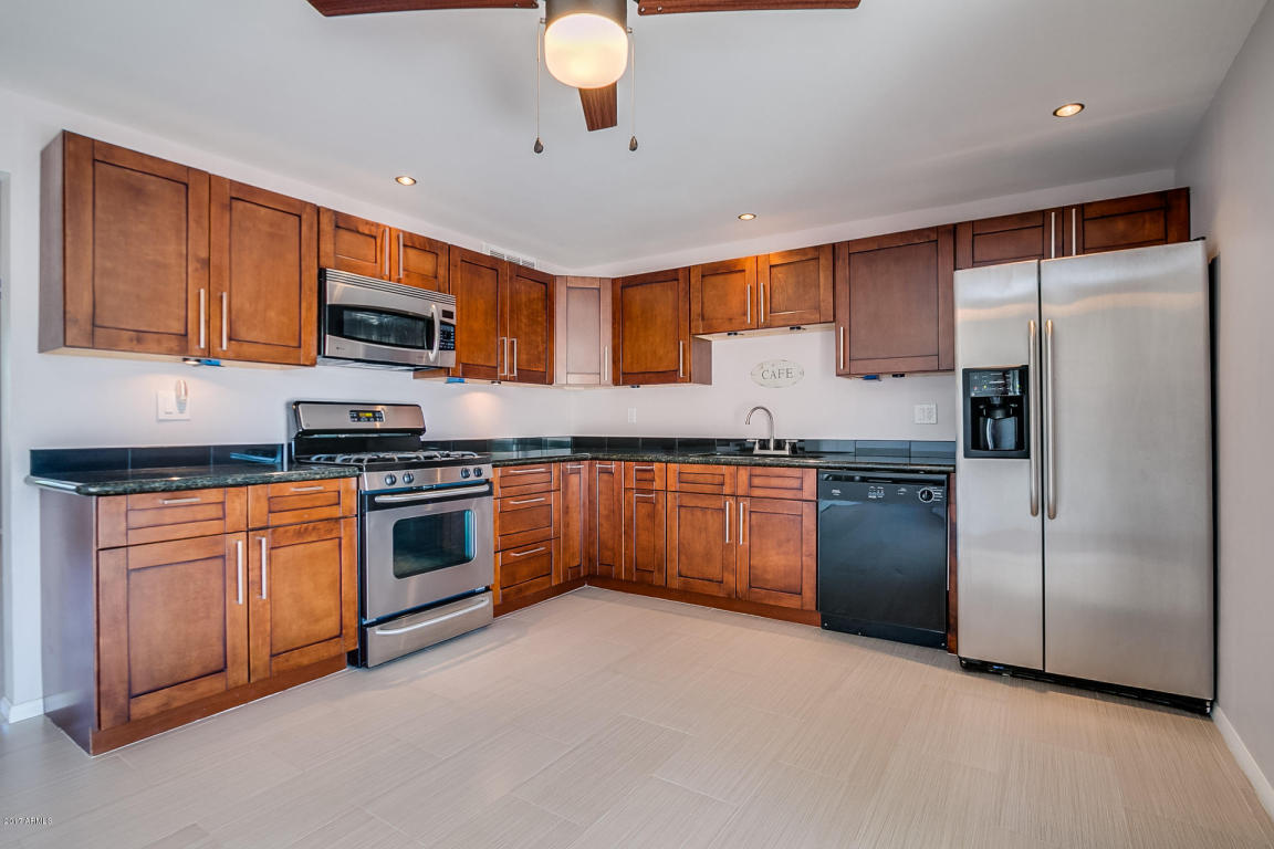 3521 E Voltaire Dr, Phoenix, AZ 85032 photo 6