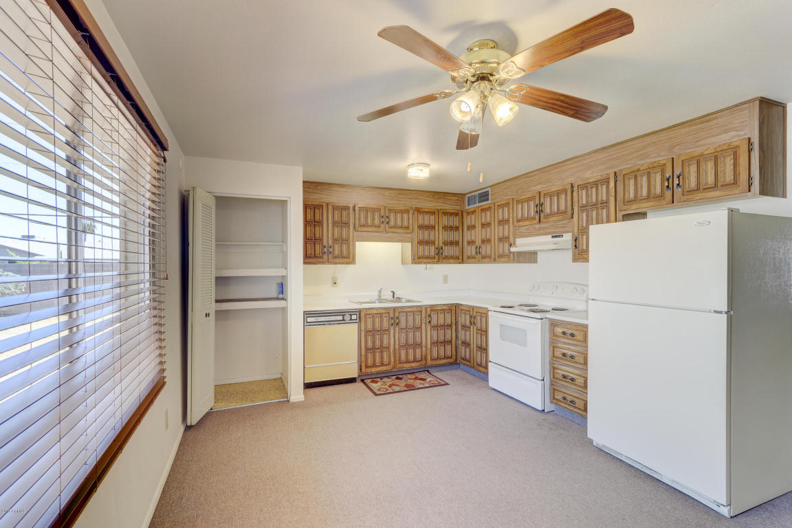 3560 E Gelding Dr, Phoenix, AZ 85032 photo 9