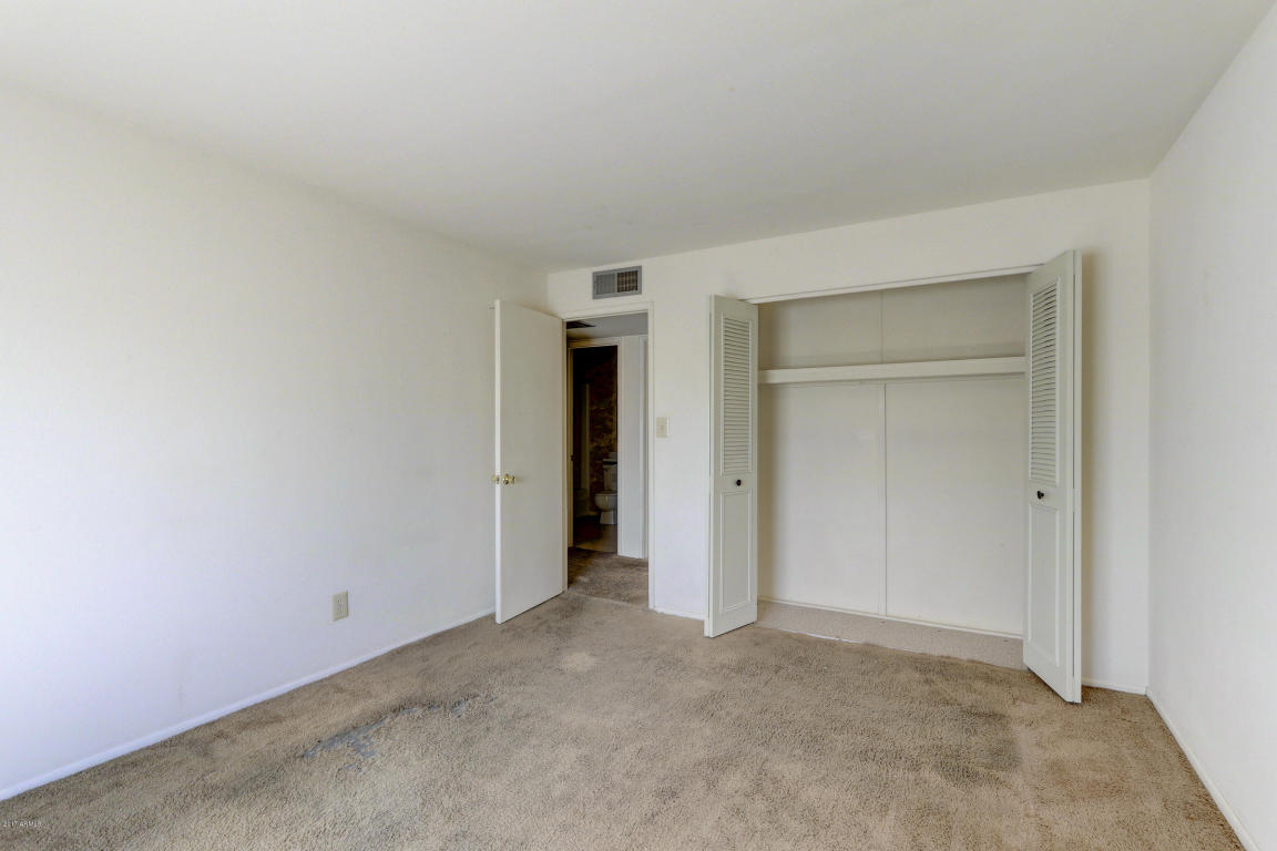 3560 E Gelding Dr, Phoenix, AZ 85032 photo 21