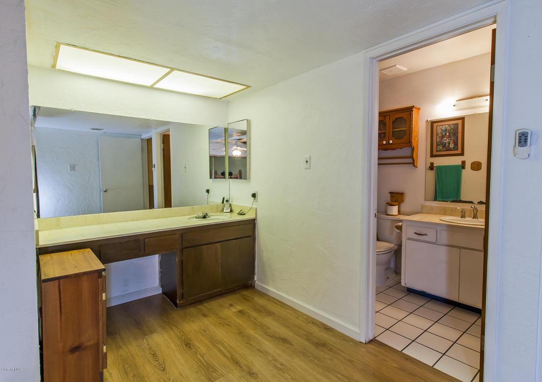 4815 N 63rd Dr, Phoenix, AZ 85033 photo 32