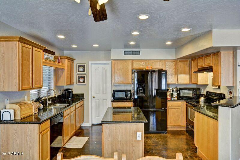2009 E Wahalla Ln, Phoenix, AZ 85024 photo 6