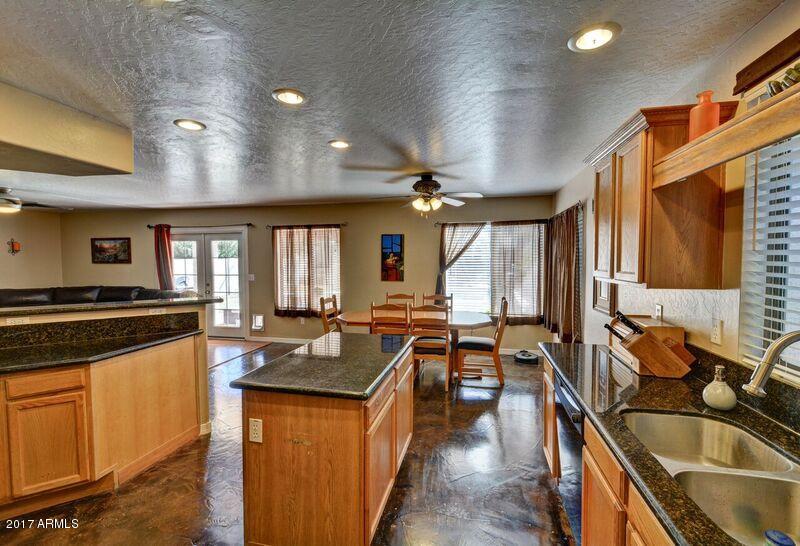 2009 E Wahalla Ln, Phoenix, AZ 85024 photo 12