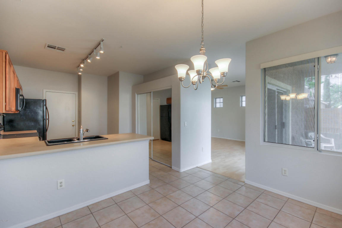 8738 E Lindner Ave, Mesa, AZ 85209 photo 4