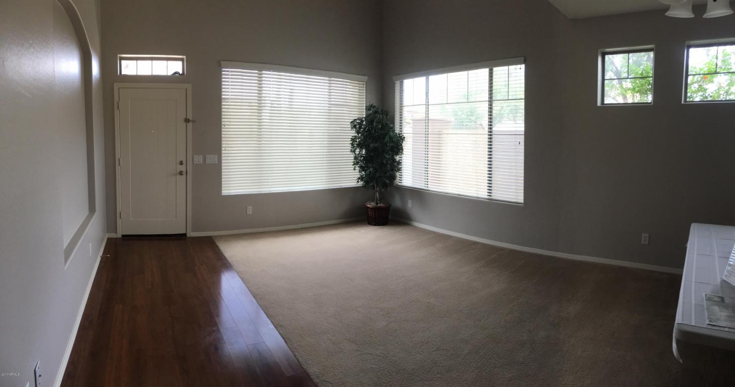 1045 E Julian Dr, Gilbert, AZ 85295 photo 3