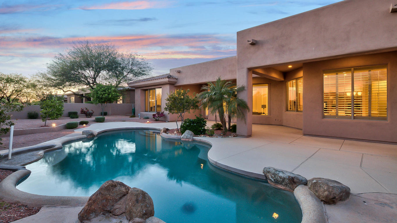 5369 E Herrera Dr, Phoenix, AZ 85054 photo 6