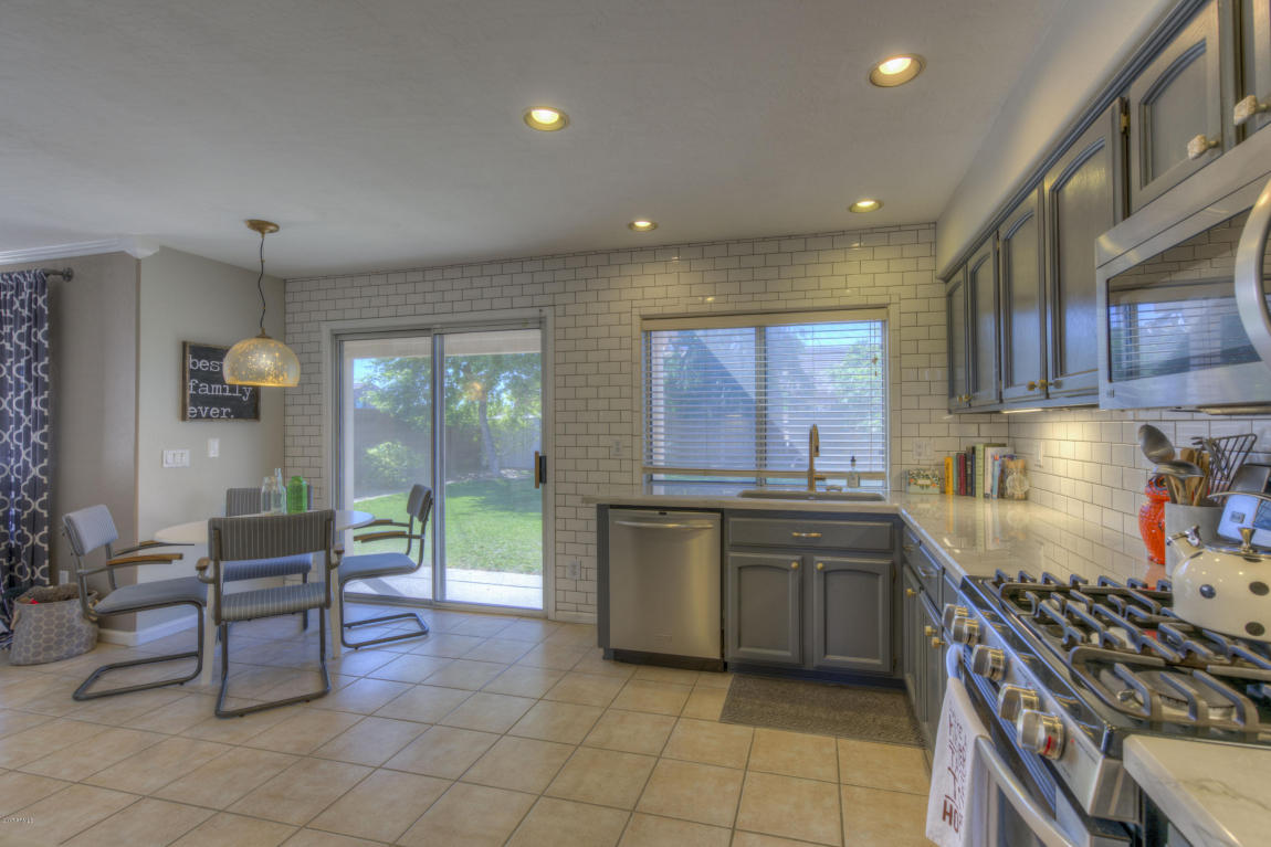 2041 E Helena Dr, Phoenix, AZ 85022 photo 9