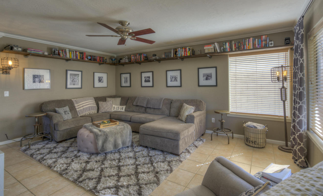 2041 E Helena Dr, Phoenix, AZ 85022 photo 12