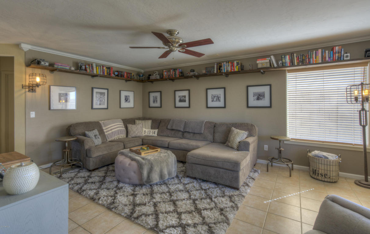 2041 E Helena Dr, Phoenix, AZ 85022 photo 13