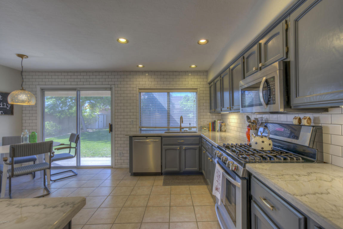 2041 E Helena Dr, Phoenix, AZ 85022 photo 8