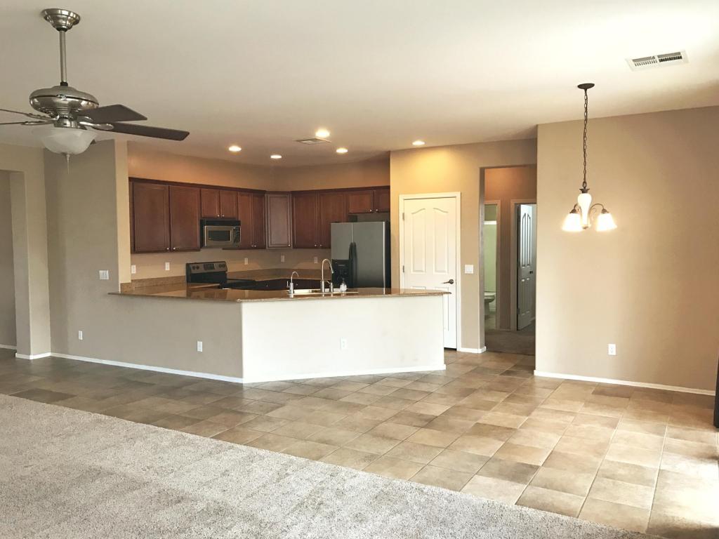 1663 S Parkcrest St, Gilbert, AZ 85295 photo 7