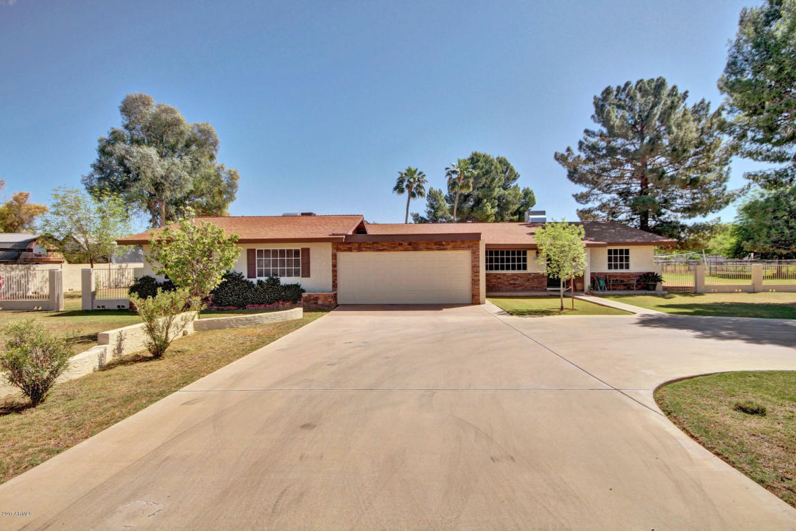 1901 S 131st St, Gilbert, AZ 85233 photo 2