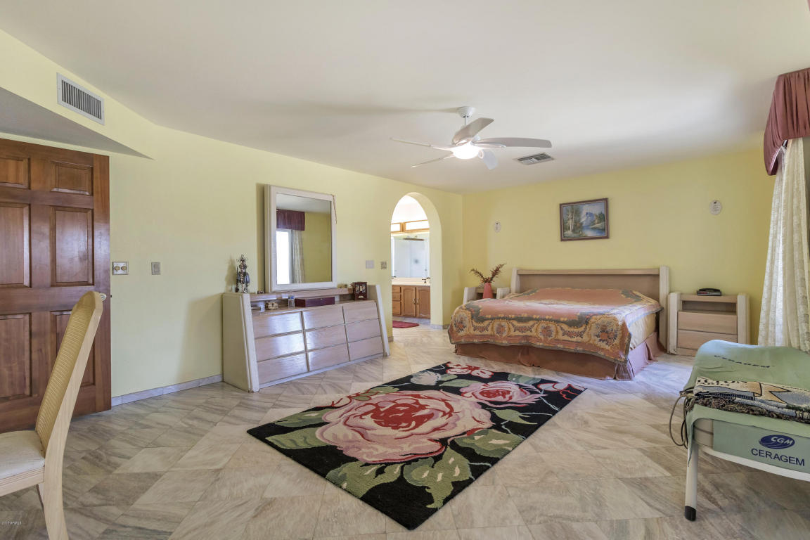 4336 E Waltann Ln, Phoenix, AZ 85032 photo 9