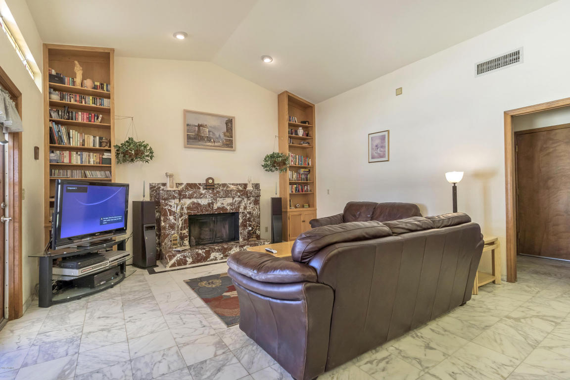 4336 E Waltann Ln, Phoenix, AZ 85032 photo 8