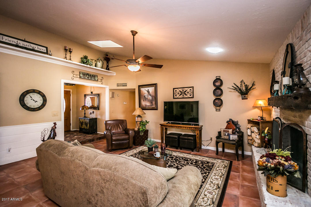 720 E Palo Verde St, Gilbert, AZ 85296 photo 5