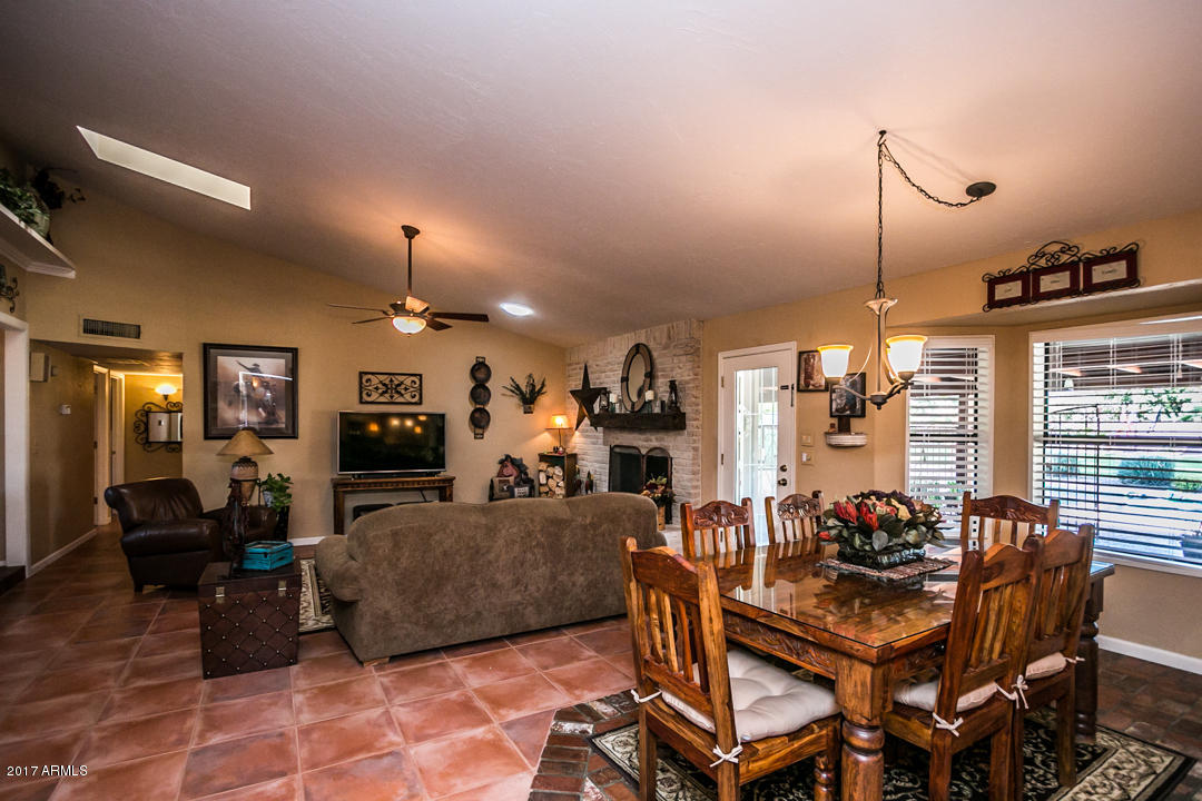 720 E Palo Verde St, Gilbert, AZ 85296 photo 9