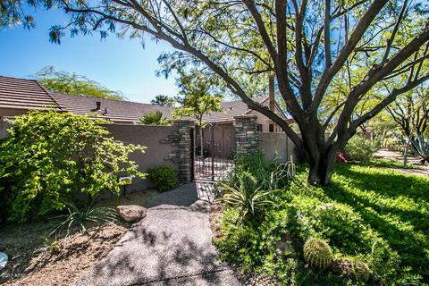 5205 N 41st Pl, Phoenix, AZ 85018 photo 4