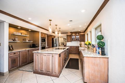 5205 N 41st Pl, Phoenix, AZ 85018 photo 10