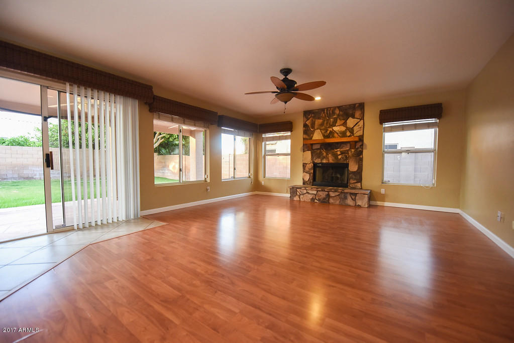 1676 W Commerce Ave, Gilbert, AZ 85233 photo 9