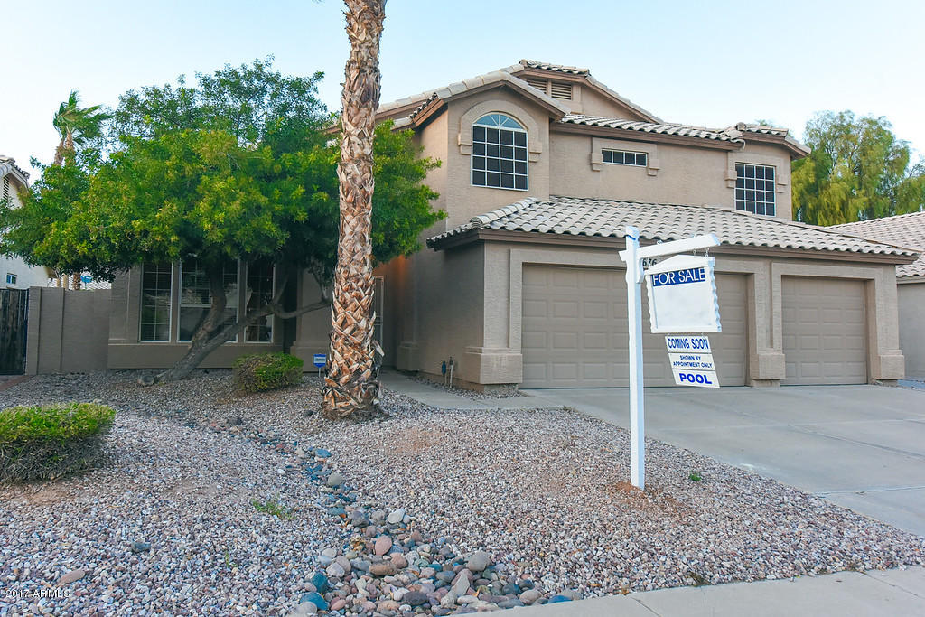 1676 W Commerce Ave, Gilbert, AZ 85233 photo 1