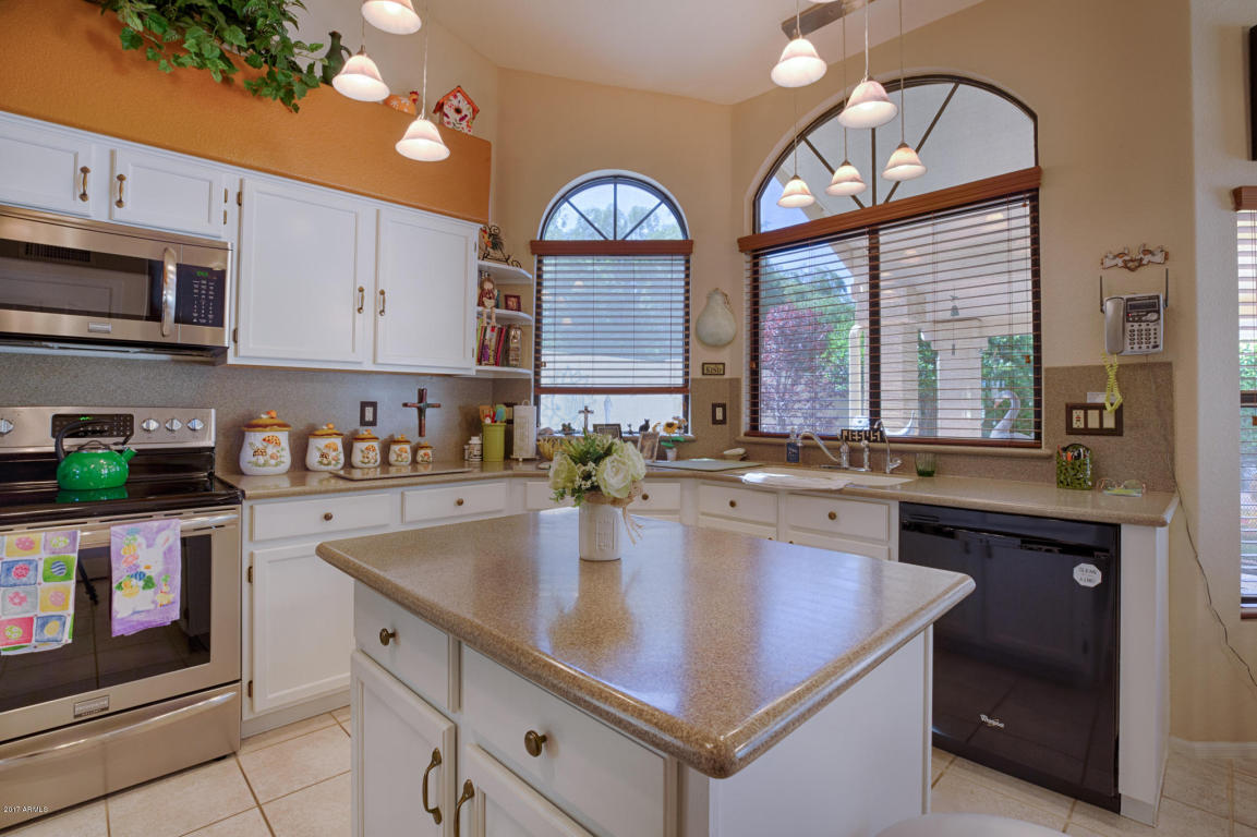 243 E Stonebridge Dr, Gilbert, AZ 85234 photo 10