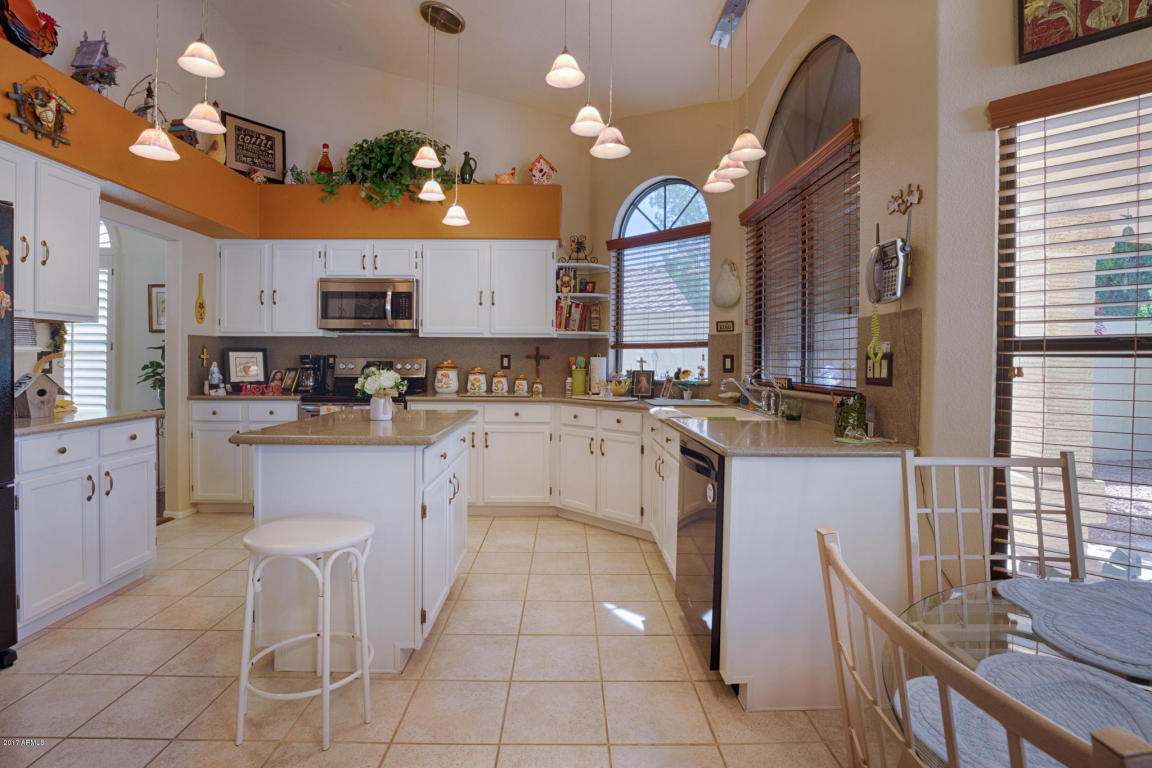 243 E Stonebridge Dr, Gilbert, AZ 85234 photo 11