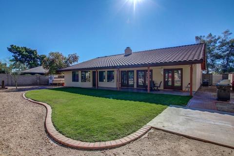 3826 Equestrian Trl, Phoenix, AZ 85044 photo 8