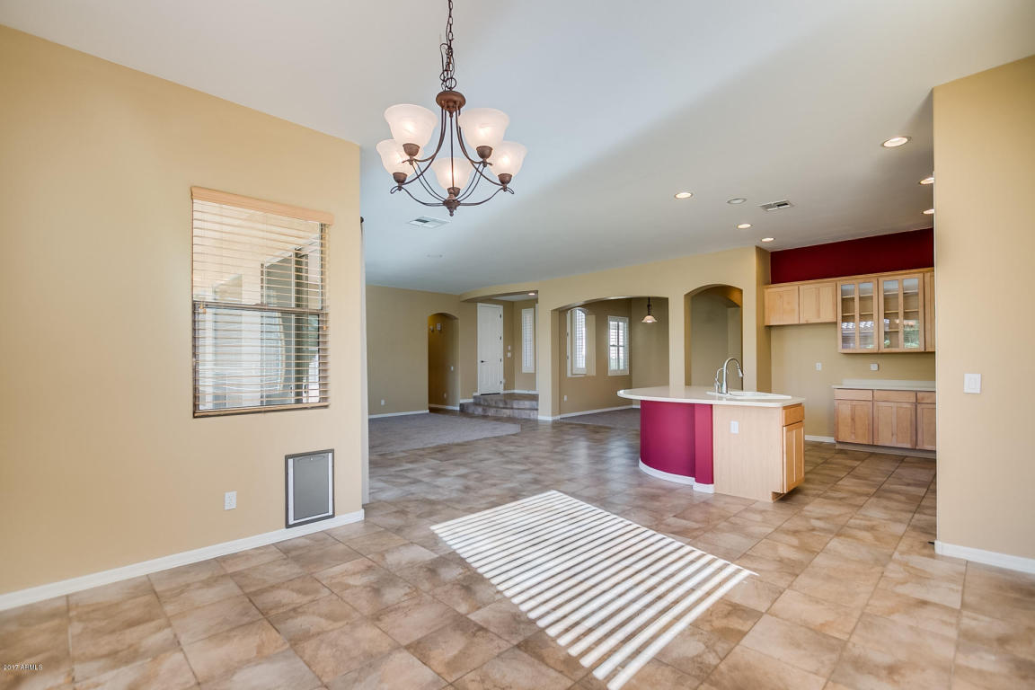 1309 E Arrowhead Trl, Gilbert, AZ 85297 photo 9